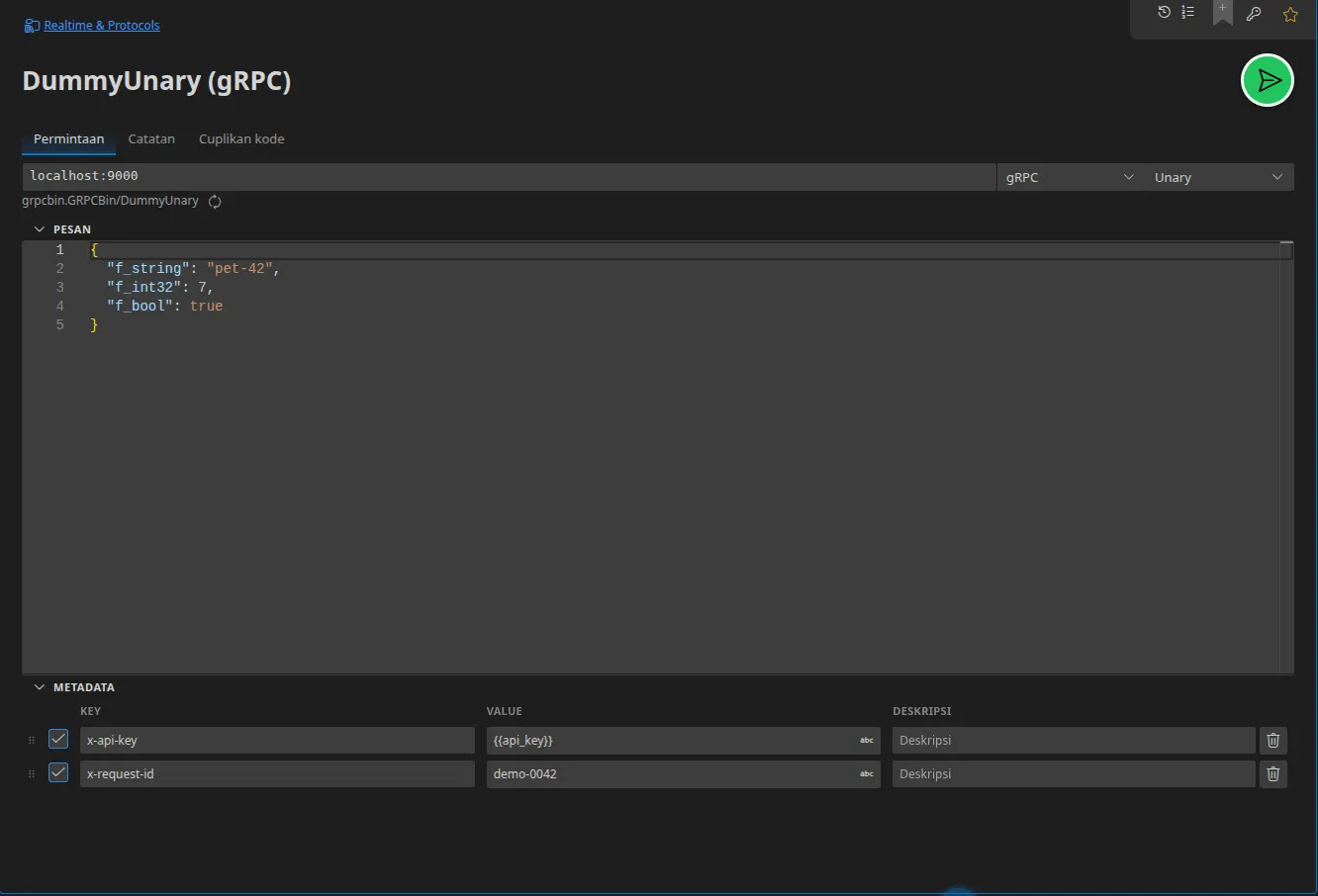 Sebuah tab gRPC: alamat server, tipe panggilan “Unary”, jalur layanan/metode hasil resolusi, pesan permintaan dalam JSON, dan metadatanya