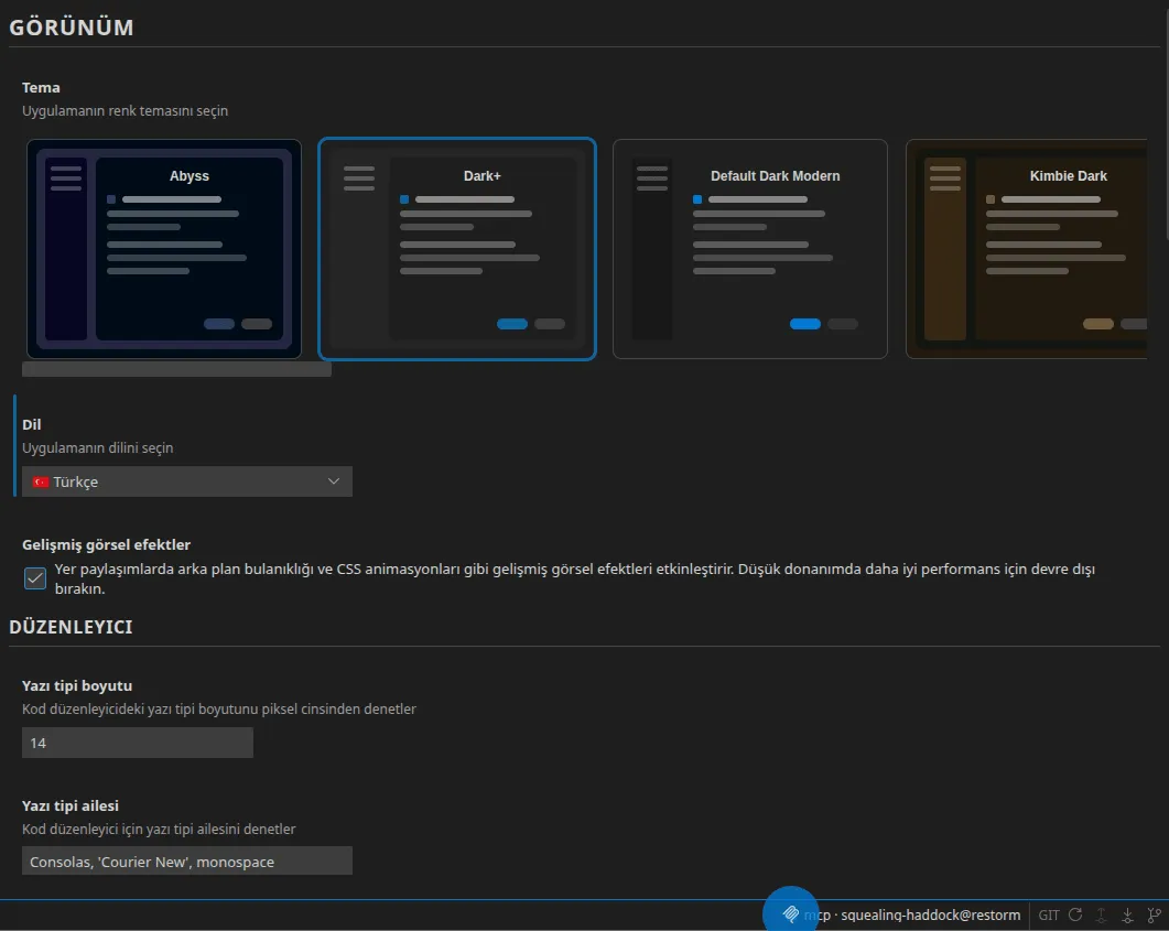 Ayarlardaki tema karuseli; Abyss (seçili), Dark+, Default Dark Modern ve Kimbie Dark önizlemeleriyle